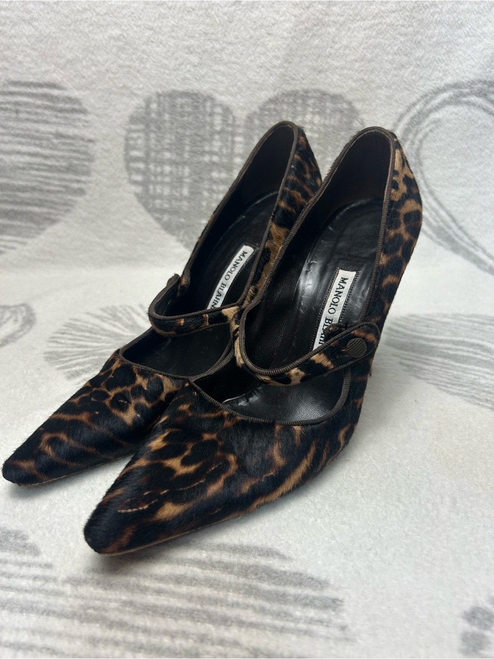 Vintage 2000’s leopard animal print Manolo Blahnik pointed pumps Sz 36.5 or 6.5